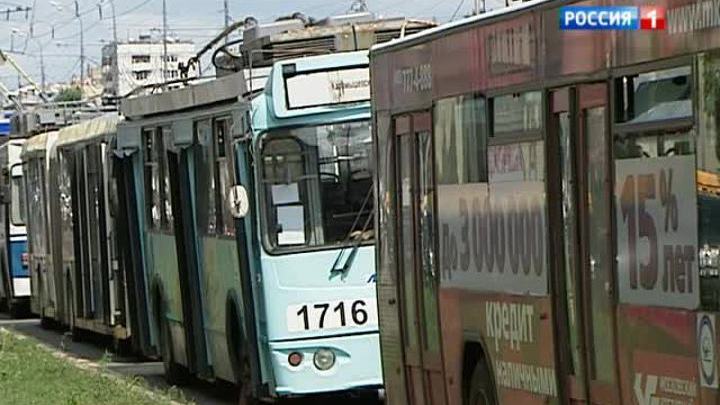 Из-за ДТП на Ленинградском шоссе утром встали троллейбусы