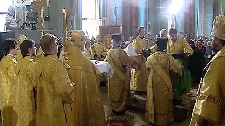 Православные отмечают день святых Петра и Павла
