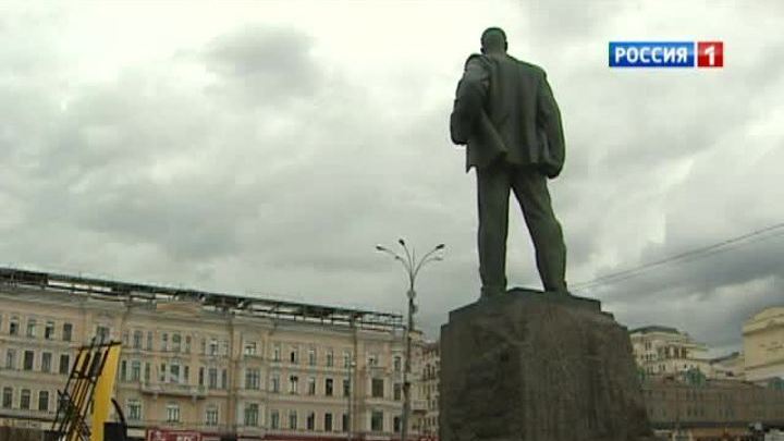 Перфоманс в честь Маяковского