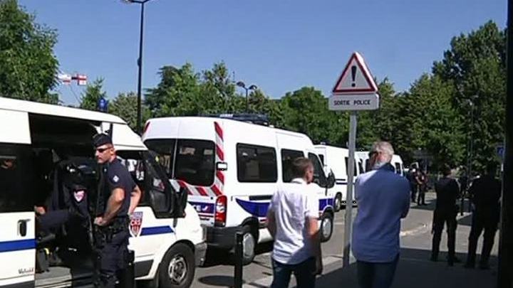 Штраф за паранджу привел к беспорядкам во Франции