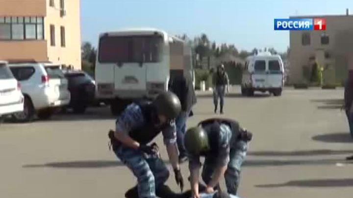 Штурм в элитном загородном клубе: задержаны 50 нелегалов