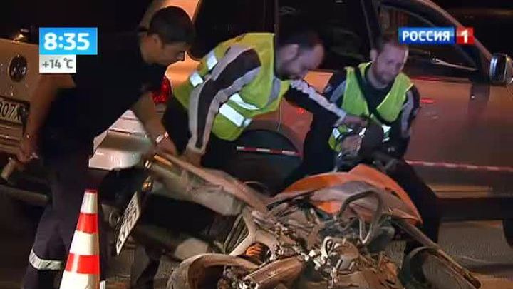 Байкер врезался в "Форд": видеорегистратор снял аварию