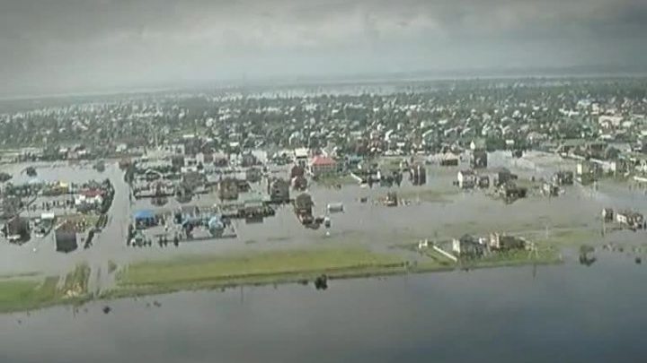 Уровень воды у Комсомольска-на-Амуре продолжает медленно снижаться