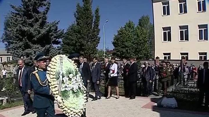 Путин поздравил лидеров Абхазии и Южной Осетии с пятилетием независимости