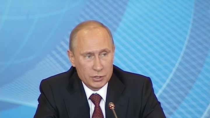 Путин призвал студентов ДВФУ к мировой научной кооперации