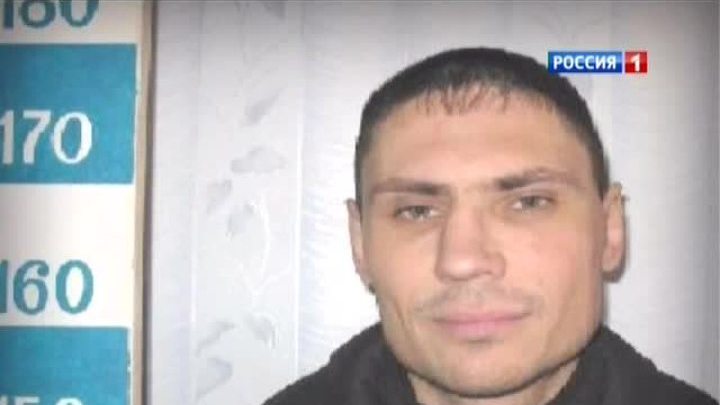 Преступник сбежал из колонии и забаррикадировался в квартире