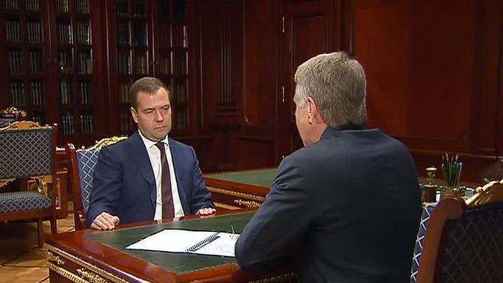 Медведев: населению все равно, кто поставляет газ - "Газпром" или "НОВАТЭК"
