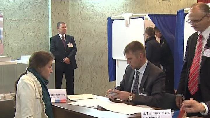 В Москве и Подмосковье закрылись избирательные участки