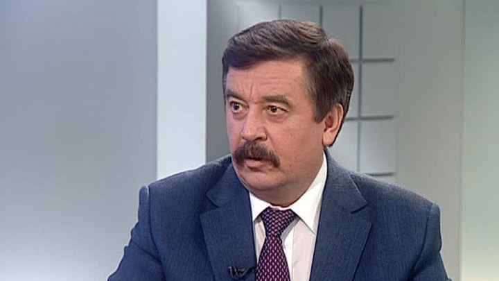 Сергей Шахрай: российская конституция начиналась с трех листов бумаги