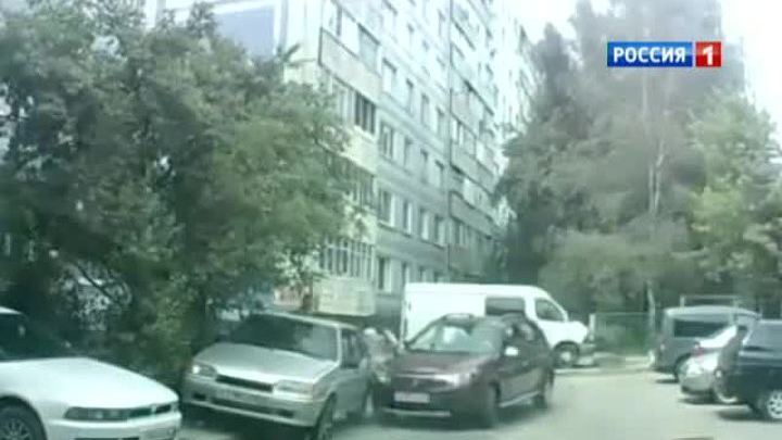 Московский дворик - лидер антирейтинга автостраховщиков