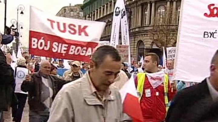 Польские профсоюзники требуют увеличить МРОТ и уволить министра труда