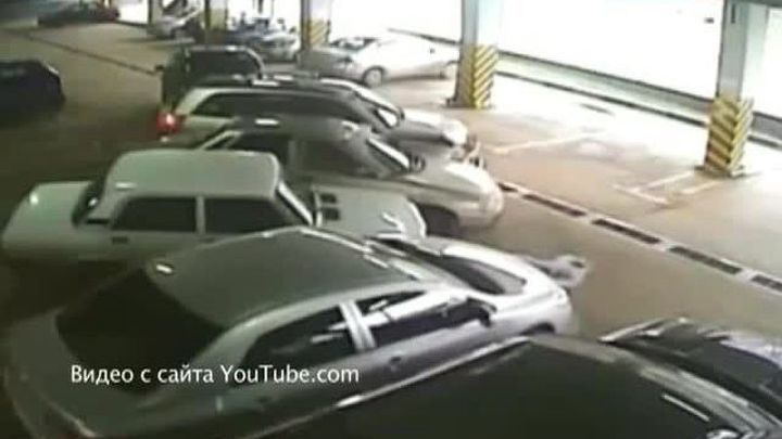 Топ-5 "лучших" видео парковки от женщин