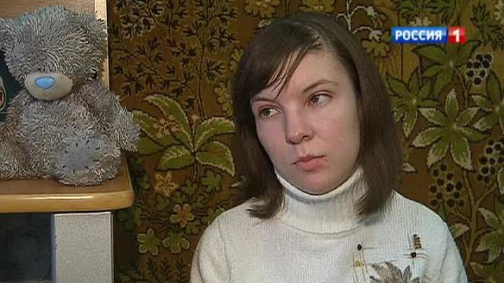 22-летняя Александра Горохова, избитая месяц назад группой девушек, выписана из больницы