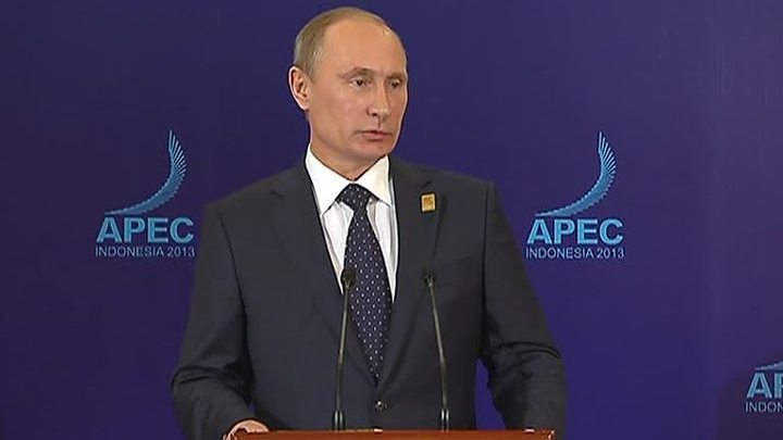 Путин требует наказать избивших российского дипломата