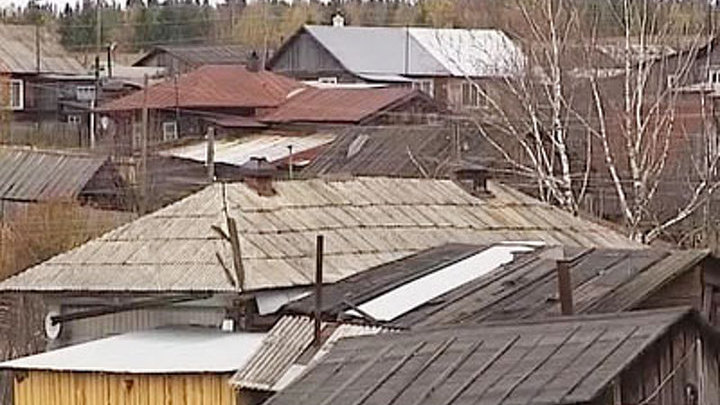Полицейские собираются в гости к сектантам, которые живут в глухой деревне 