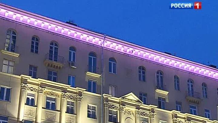 Розовым светом подсветят Тверскую и Парк Горького