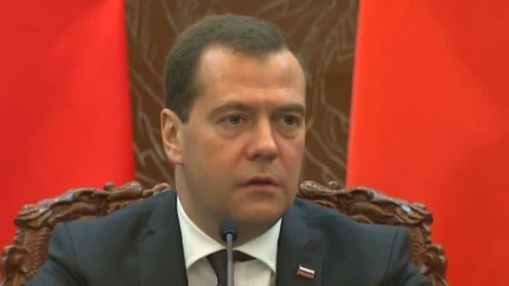 Премьеры России и Китая подписали два десятка документов