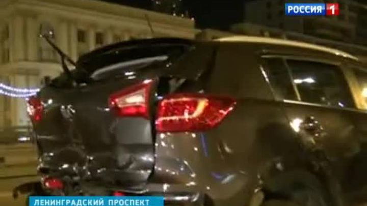 Ночью на Ленинградке столкнулись две иномарки