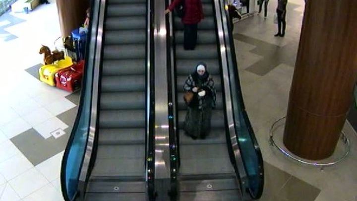 Террористка-смертница перед взрывом прогулялась по магазинам. Видео