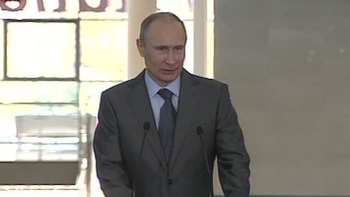 Путин и глава МОК открыли новый вокзал в Адлере 