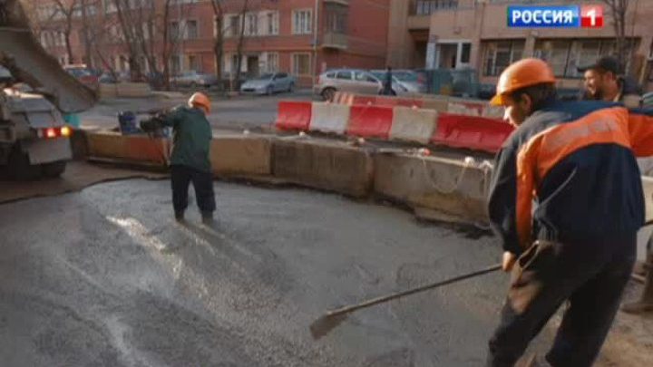 Московскую улицу перерыли по нескольку раз