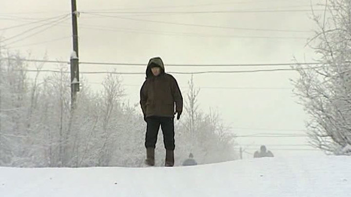 Голод в Якутии: люди часами стоят на морозе в очередях за картошкой и луком