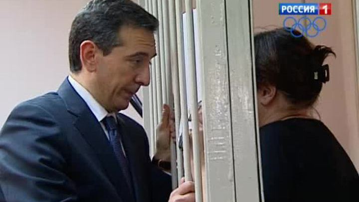 Суд выяснит, брала ли взятки замдекана из "Плешки"