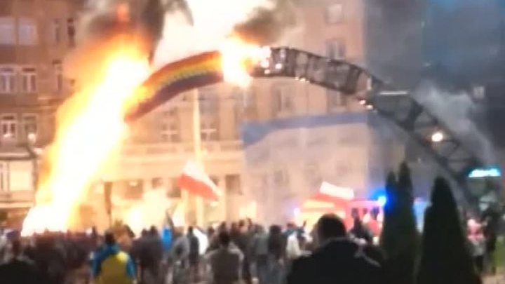 МИД Польши осудил атаку на российское посольство