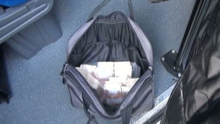 Задержанный мэр Астрахани доставлен на допрос в Москву
