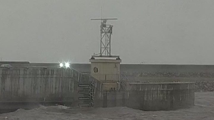 Угроза наводнения в Санкт-Петербурге миновала