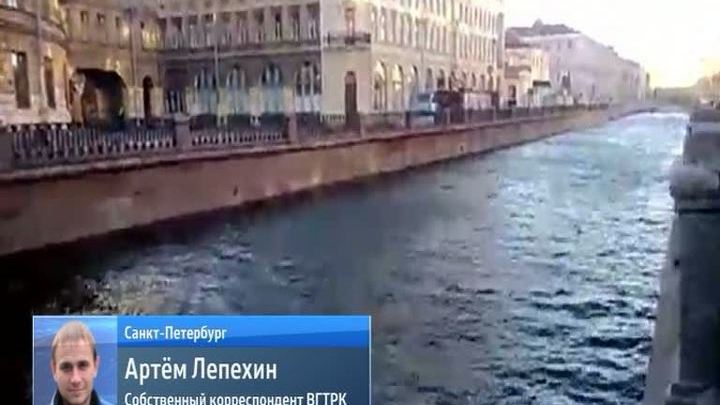 Шторм в Питере: подтопленные набережные и сорванные крыши
