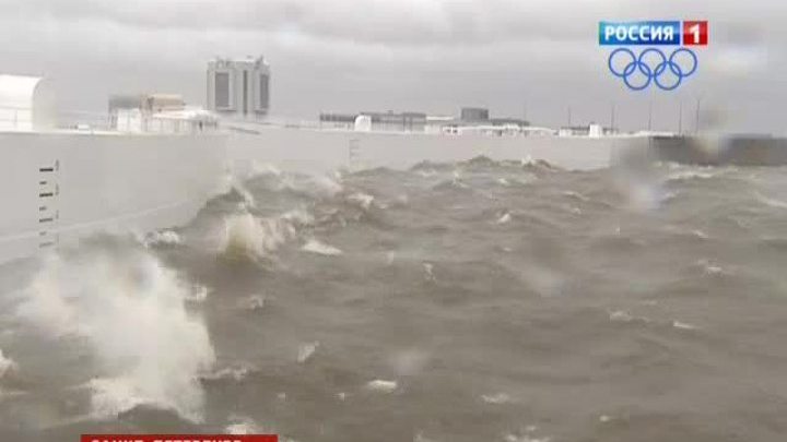 Во время шторма в Санкт-Петербурге вода поднялась на полтора метра