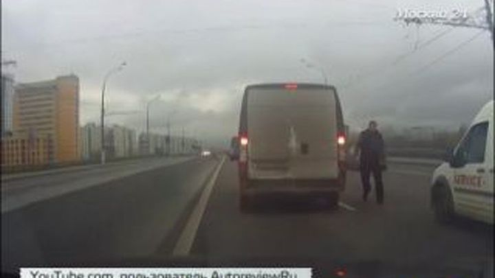 Видео ДТП с участием Lexus набрало тысячи просмотров