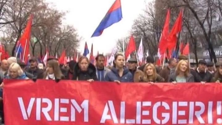 Поход на Кишинев: оппозиция в Молдавии требует вступления в Таможенный союз