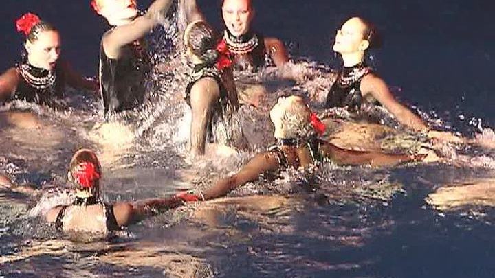 Российские синхронистки провели в Москве юбилейное Шоу олимпийских чемпионов