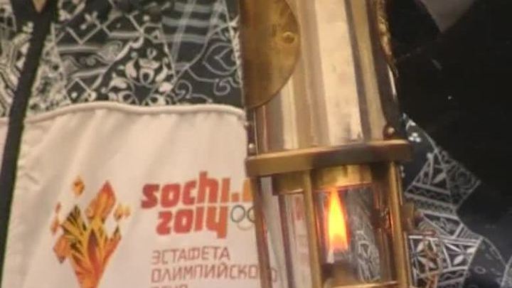 В Оренбурге олимпийский огонь пересек границу Азии и Европы