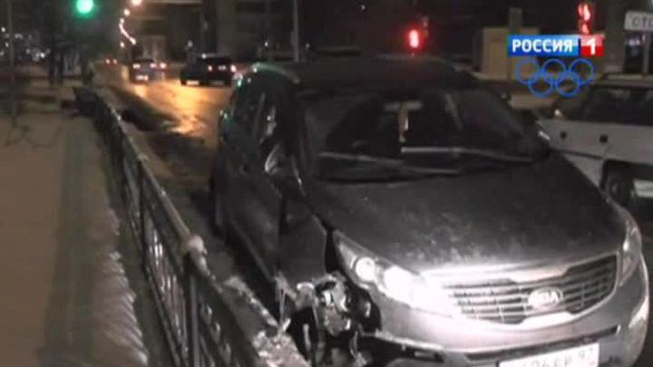 В Гольяново новогодний корпоратив закончился угоном автомобиля и аварией