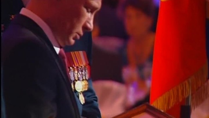 Владимир Путин пообщался с героями, спасавшими Дальний Восток от наводнения