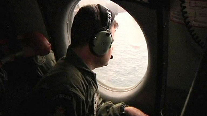 Исчезнувший рейс Malaysia Airlines: странные пассажиры и конспирология 