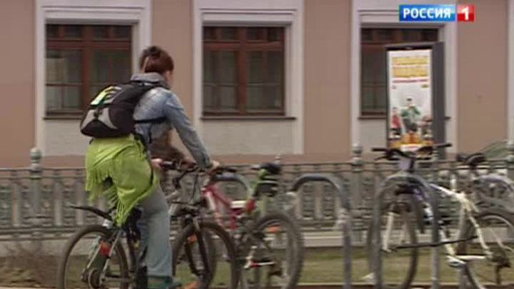 "Поехали": в День космонавтики москвичи открыли велосезон