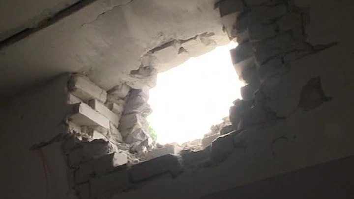 В Славянске женщины и дети привыкают жить в подвалах