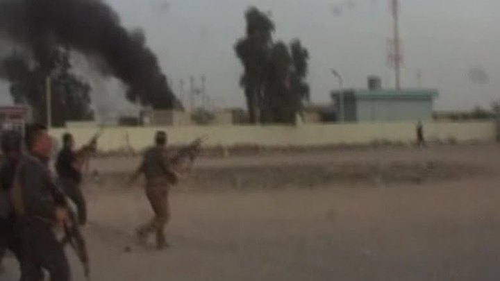 В Ираке военные отбили нефтеперерабатывающий завод у террористов