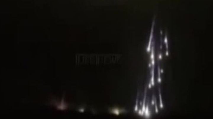 Военные эксперты: над Славянском разорвались бомбы с белым фосфором