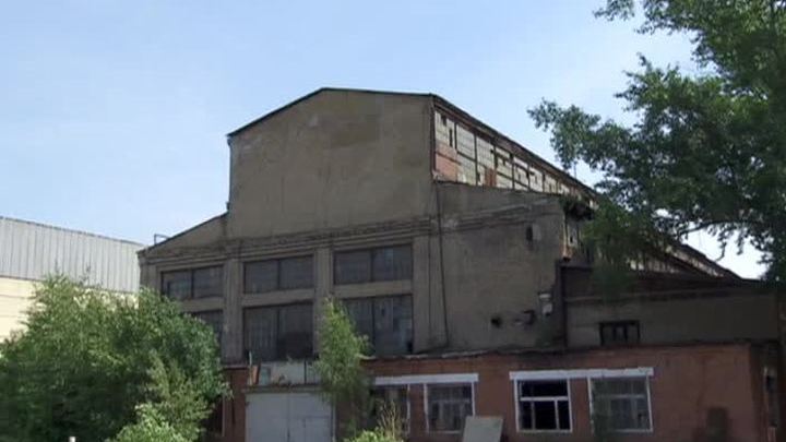 Территорию завода "Серп и молот" готовят к сносу