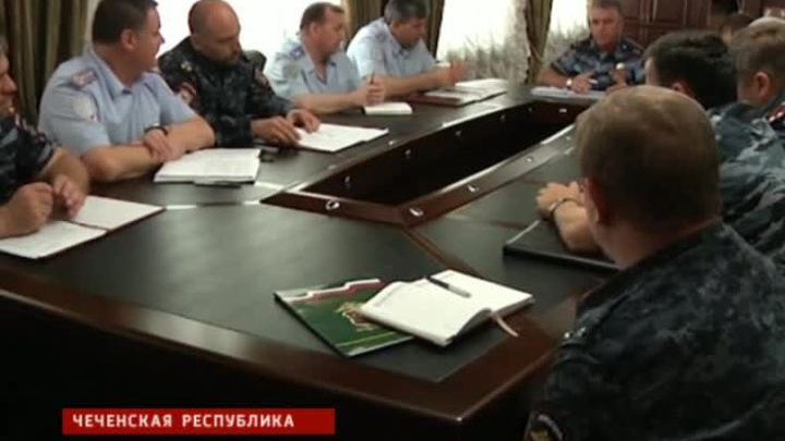 Полицейского застрелили в упор при досмотре сумки