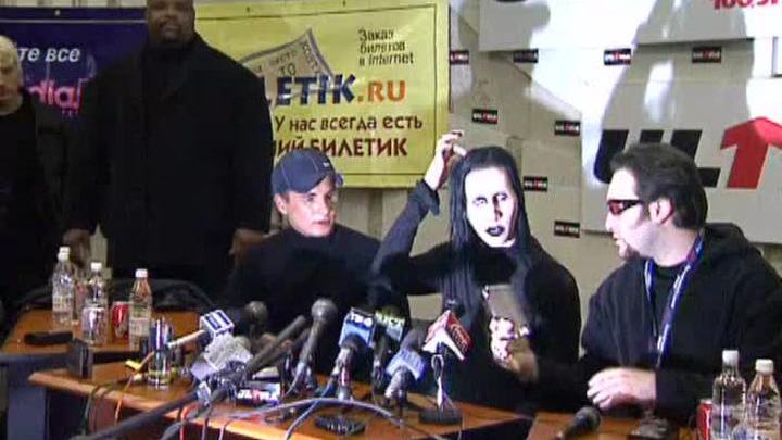 Концерт Мэрилина Мэнсона отменен: поклонники требуют компенсации