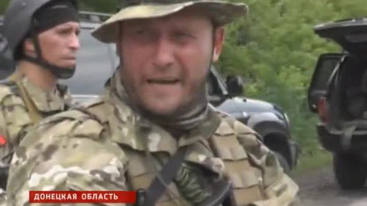 "Правый сектор" атакует Карловку под Донецком