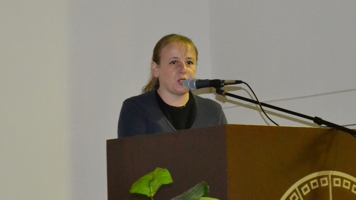 Елена Шухова