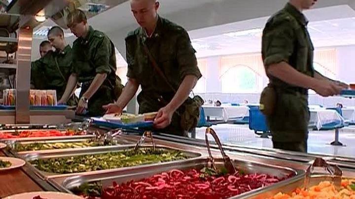 На конкурсе военных поваров победили виртуозы с крейсера "Варяг"