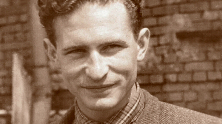 Евгений Карелов